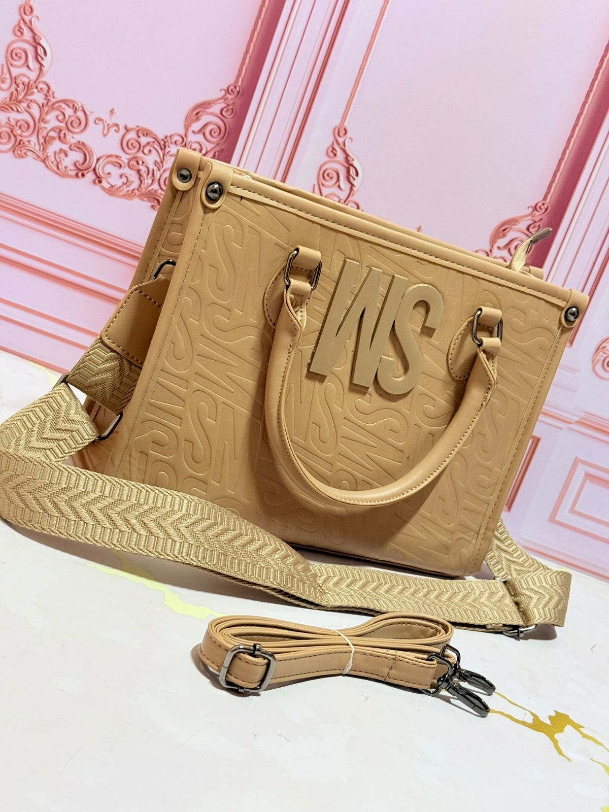 CARTERA IMPORTADA VERSA