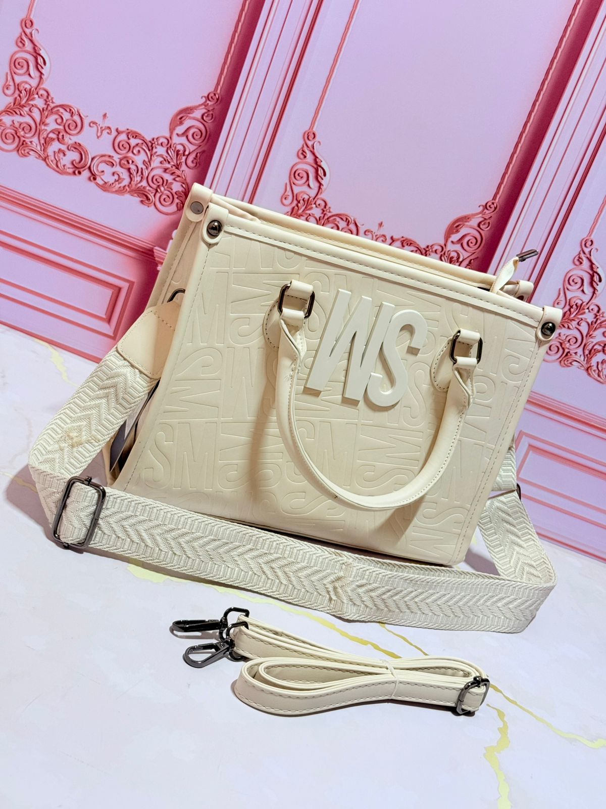 CARTERA IMPORTADA VERSA