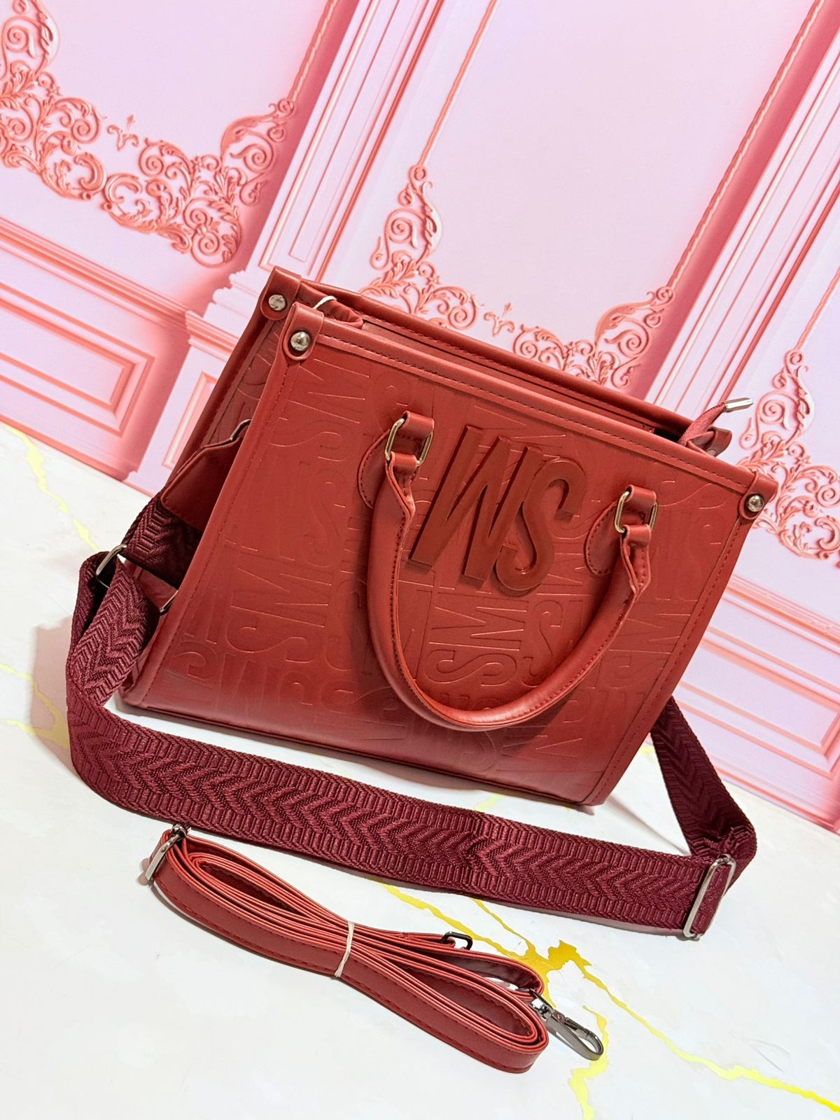 CARTERA IMPORTADA VERSA
