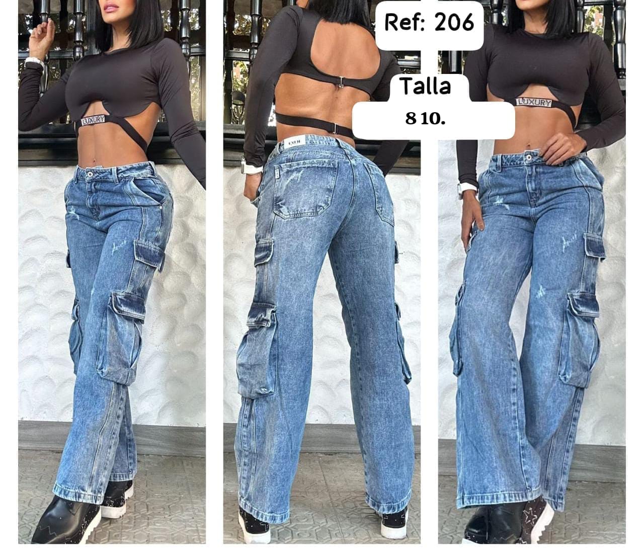 JEANS TIPO CARGO RÍGIDOS