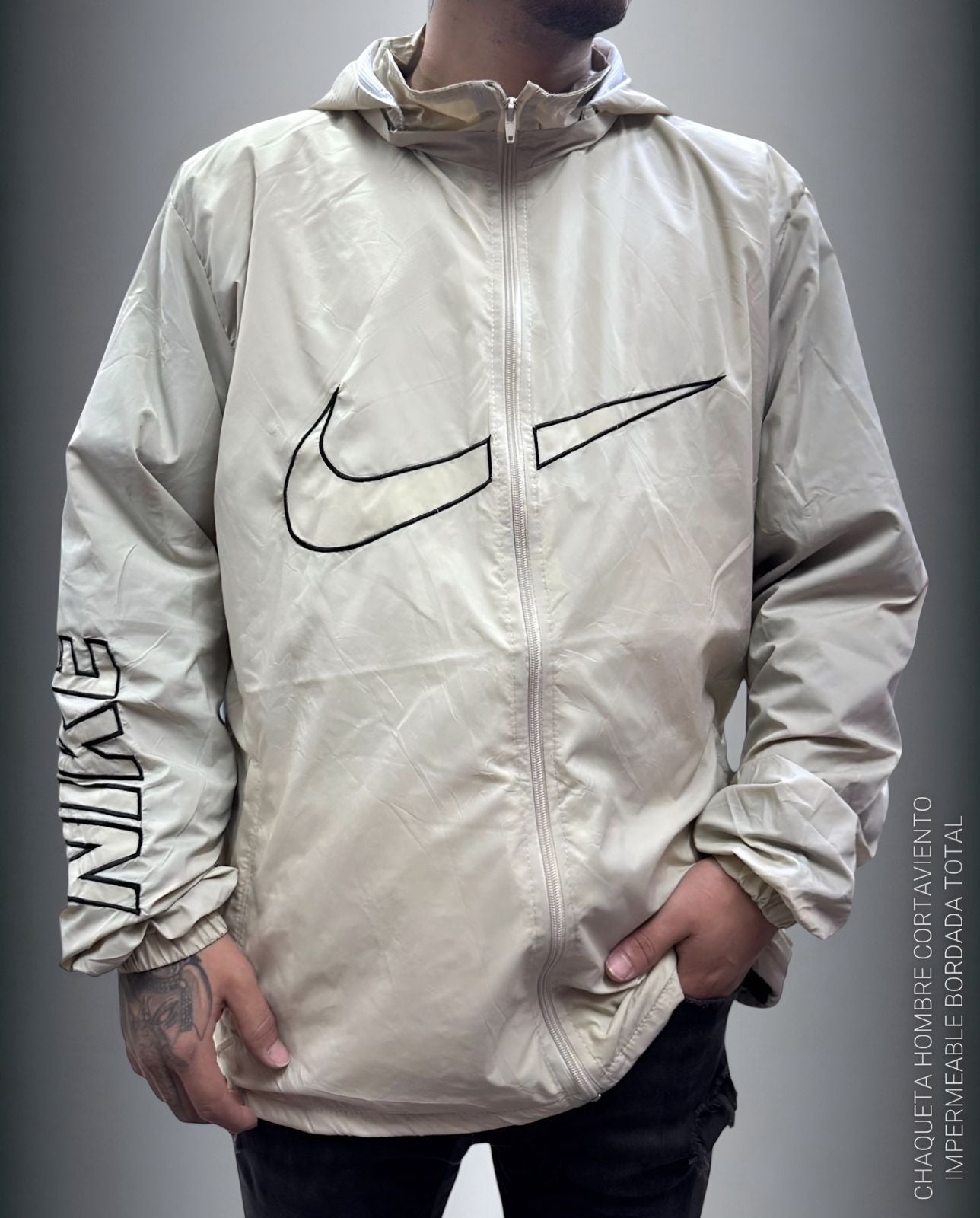 CHAQUETA CORTAVIENTO PREMIUM